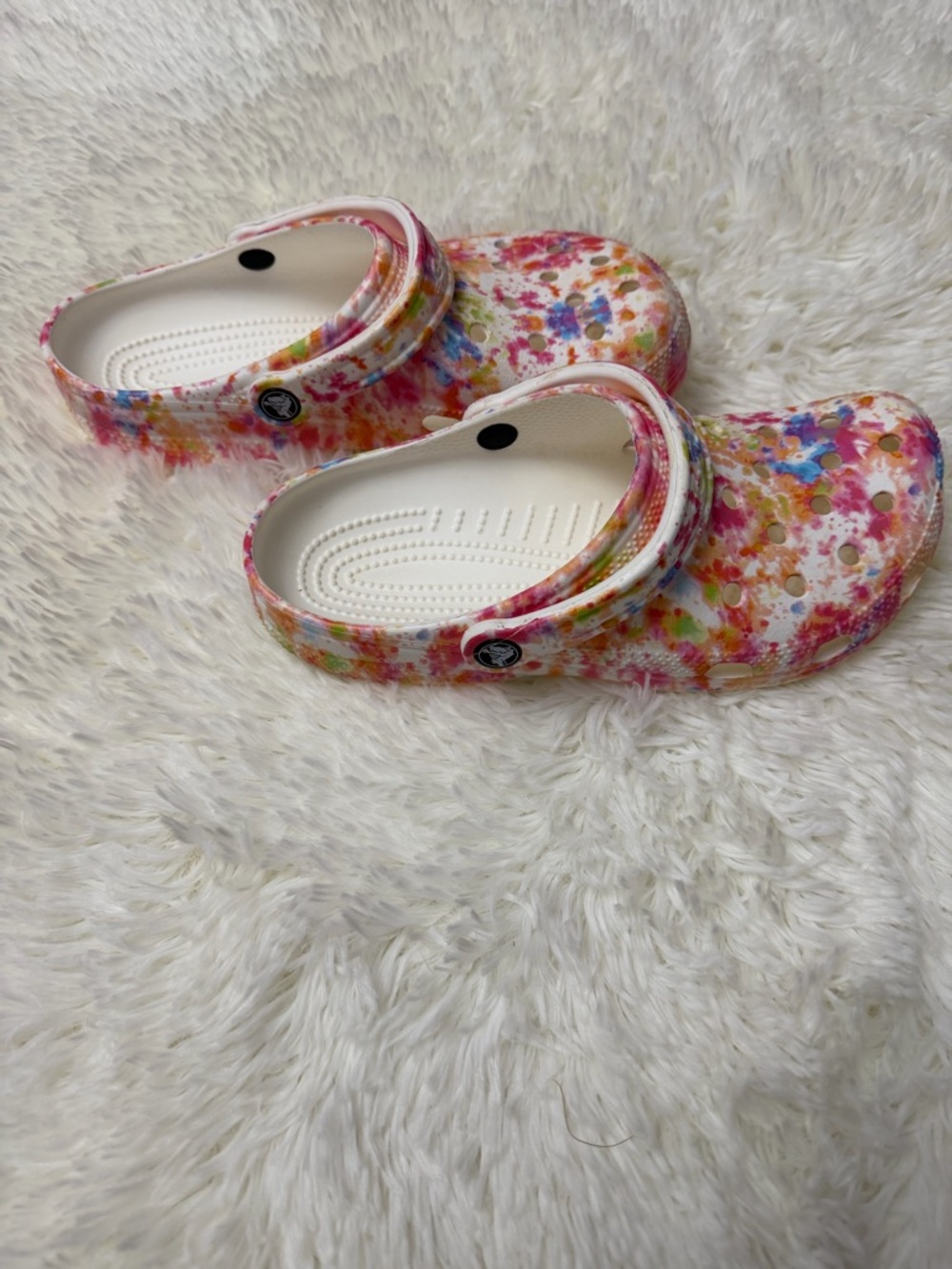 Women Tie-Dye Crocs Clog Sandals - White Multicolor Size 9 - Picture 8 of 9